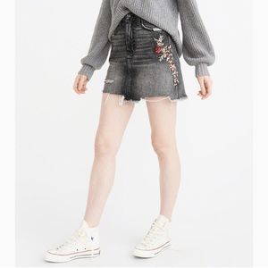 NWT Abercrombie Denim floral embroidered skirt